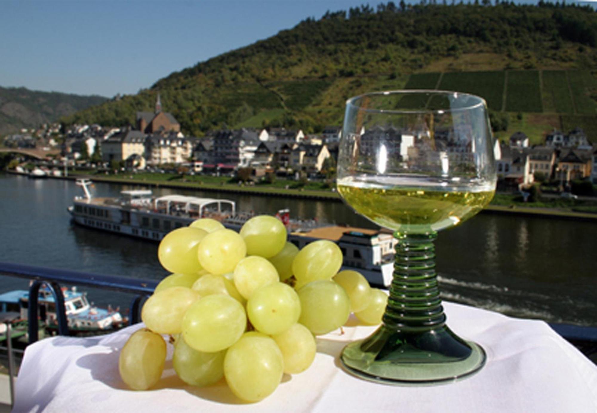 Hotel Karl Noss Cochem Exterior photo