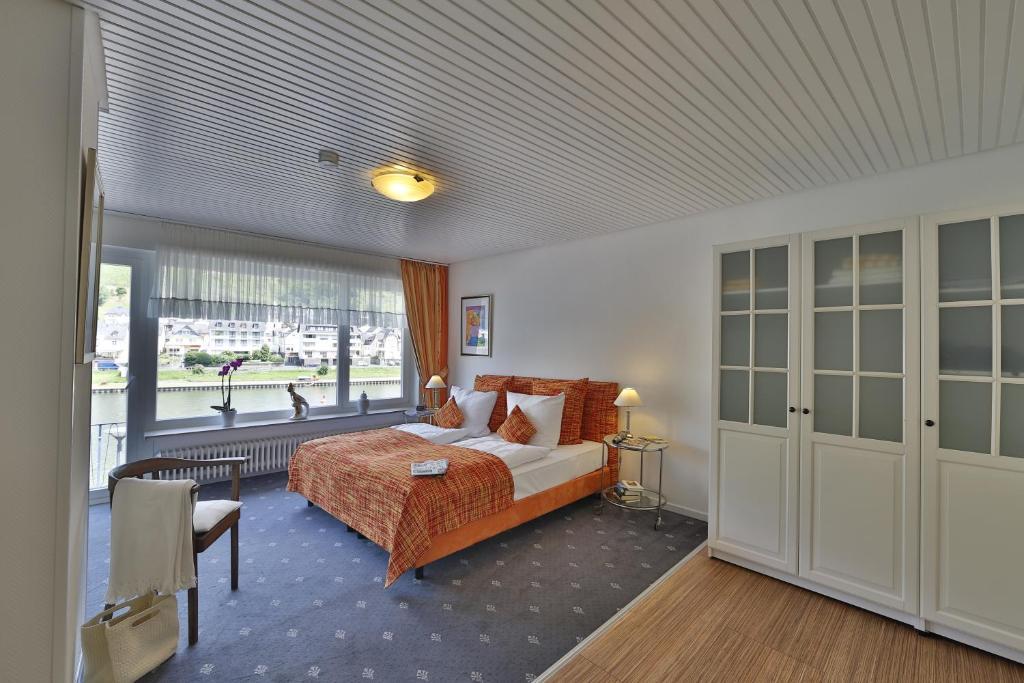 Hotel Karl Noss Cochem Room photo