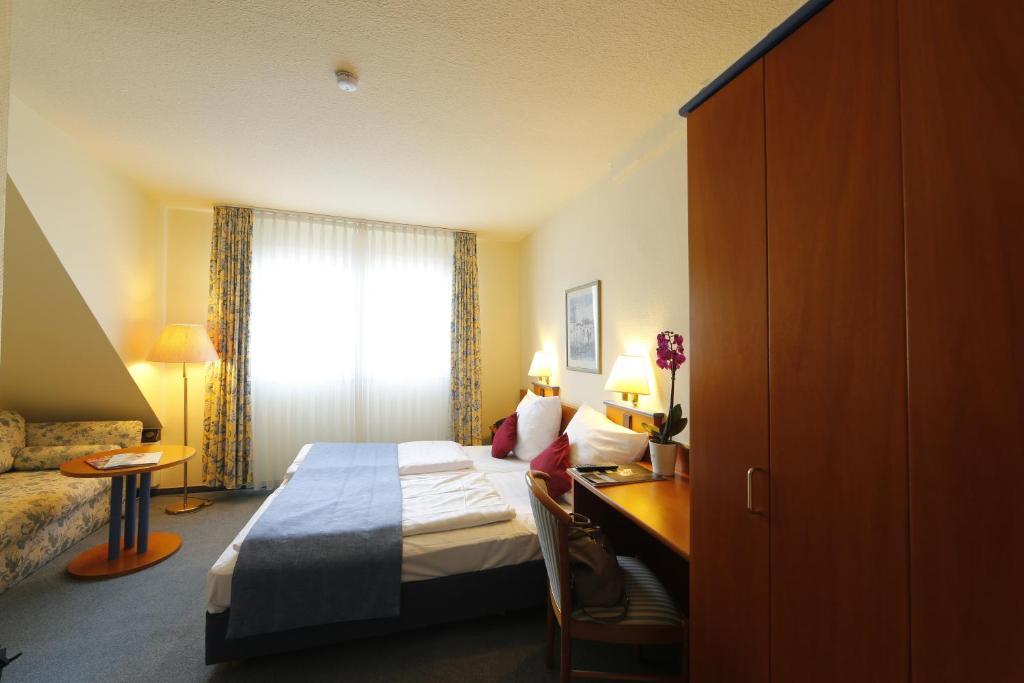 Hotel Karl Noss Cochem Room photo