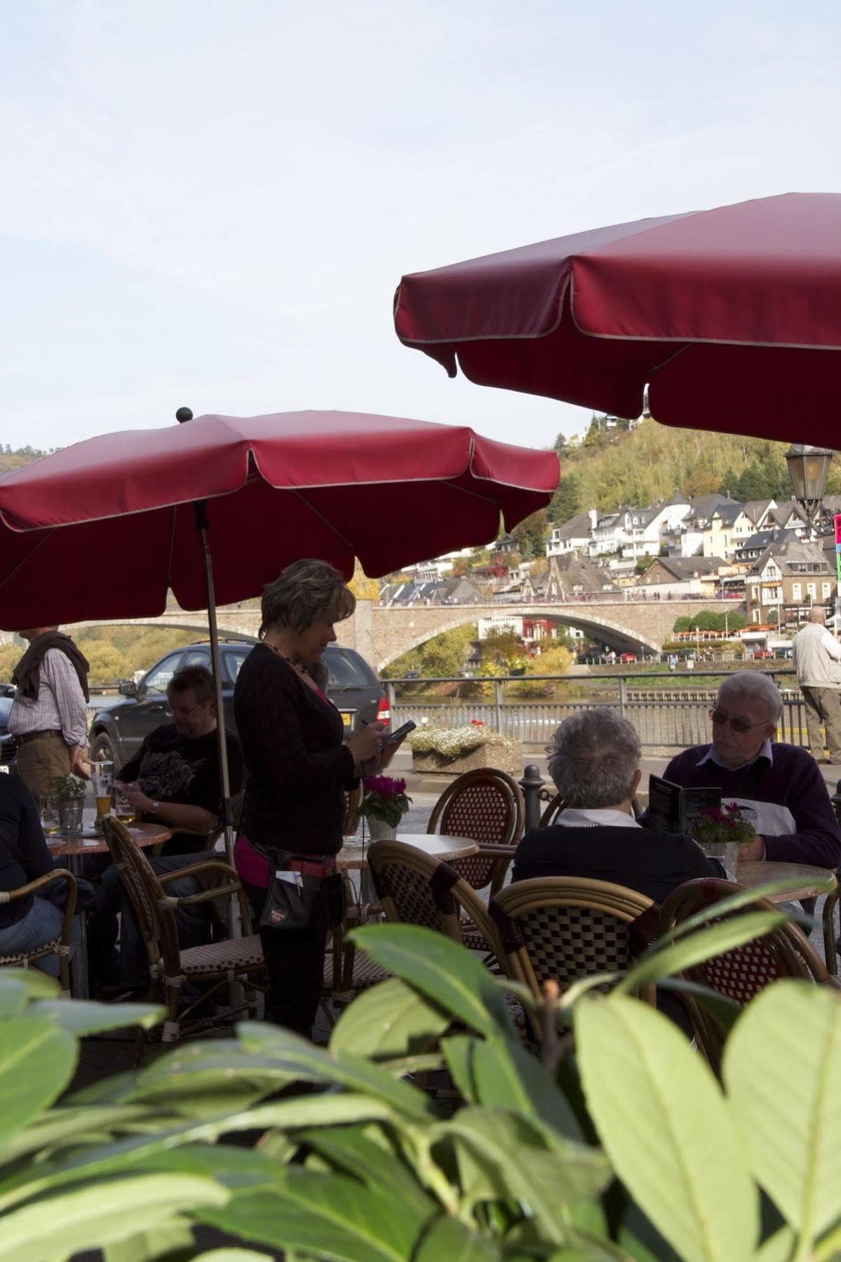Hotel Karl Noss Cochem Exterior photo