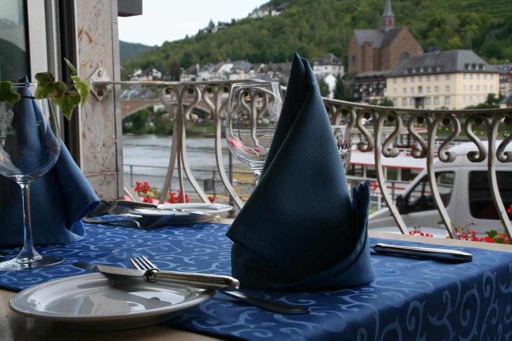 Hotel Karl Noss Cochem Exterior photo