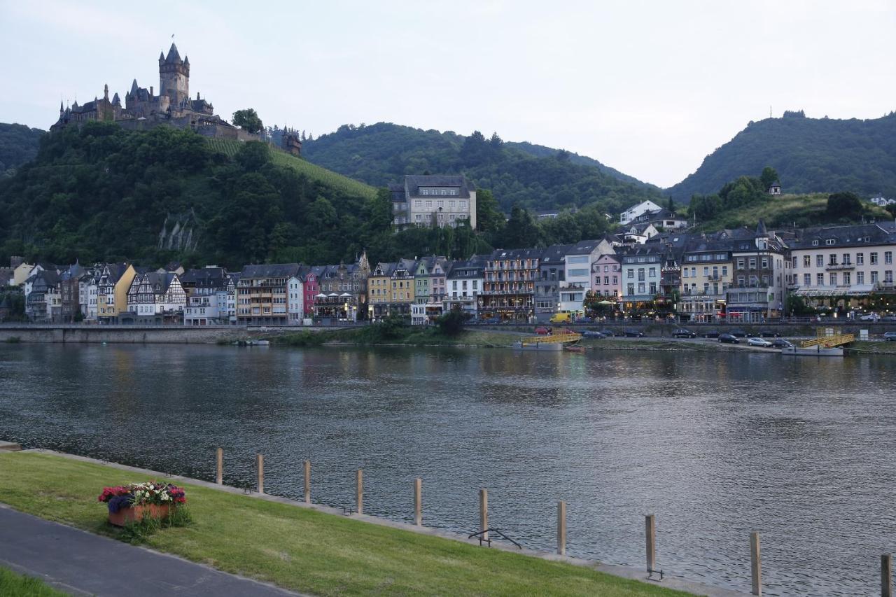 Hotel Karl Noss Cochem Exterior photo